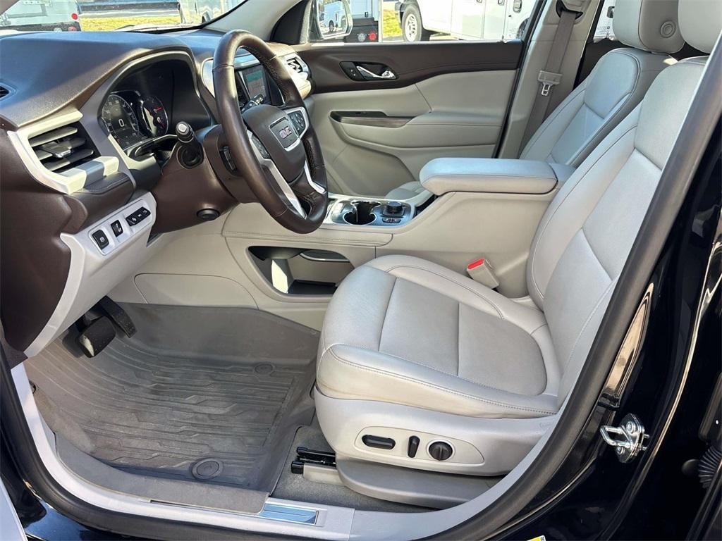 used 2023 GMC Acadia car, priced at $29,000