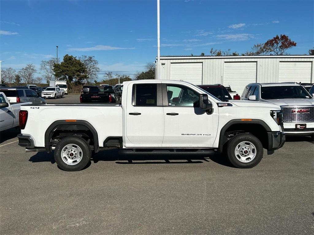 new 2024 GMC Sierra 2500 car, priced at $58,220