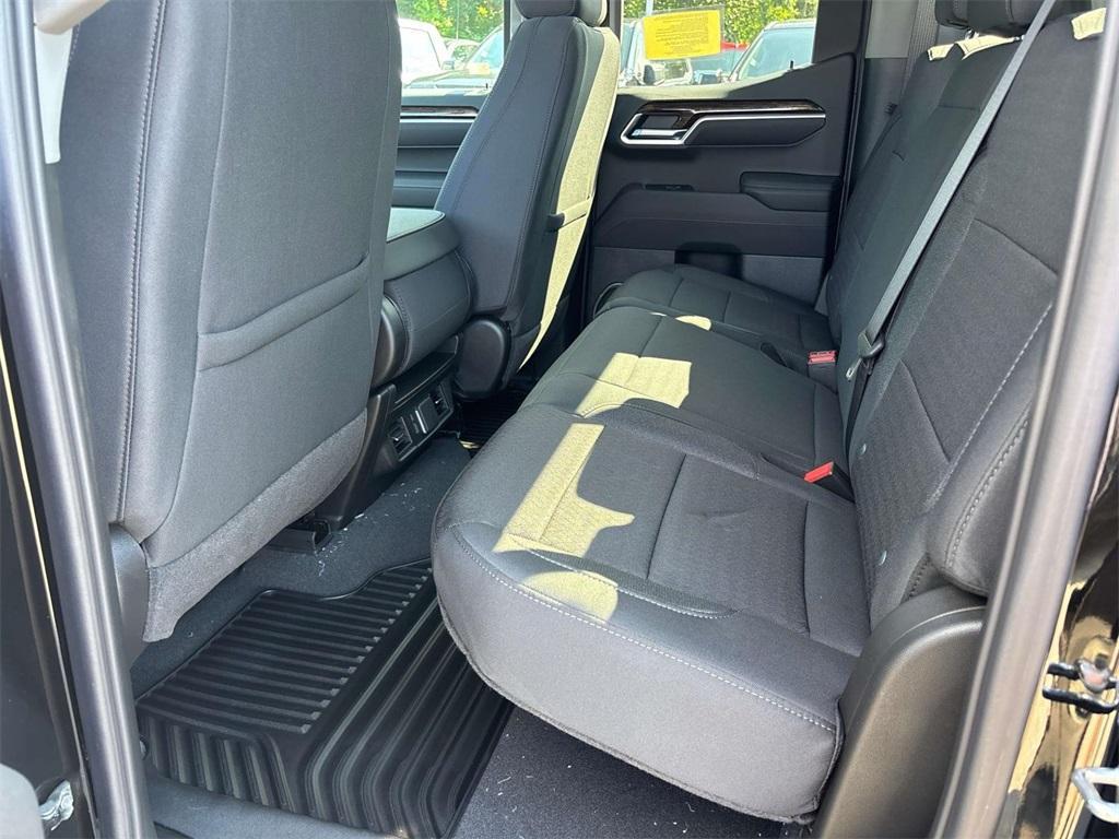 new 2025 GMC Sierra 1500 car, priced at $52,830