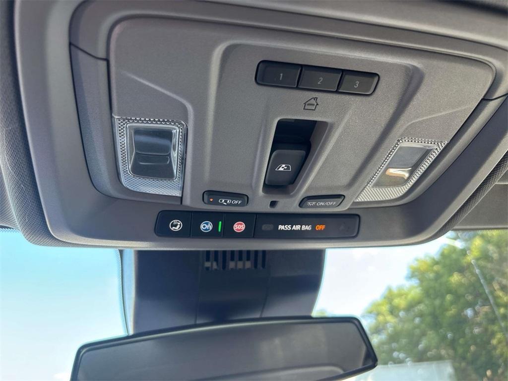 new 2025 GMC Sierra 1500 car, priced at $52,830