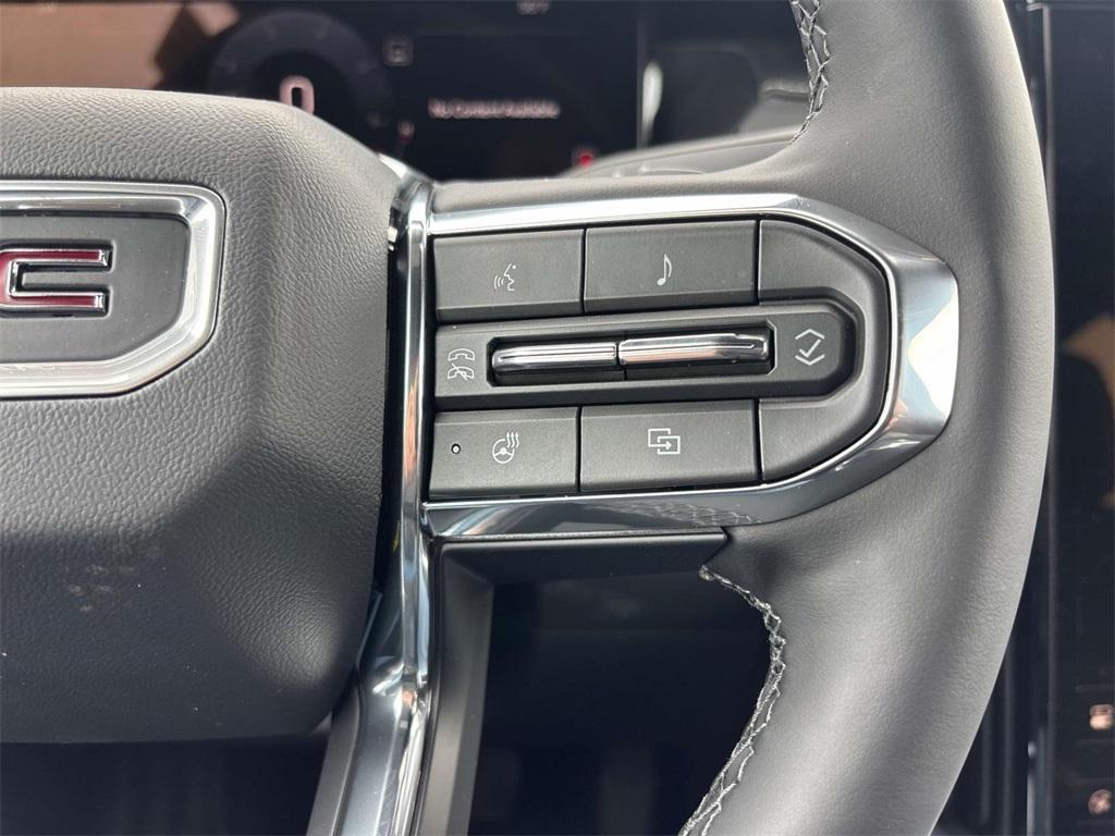 new 2025 GMC Acadia car, priced at $46,390