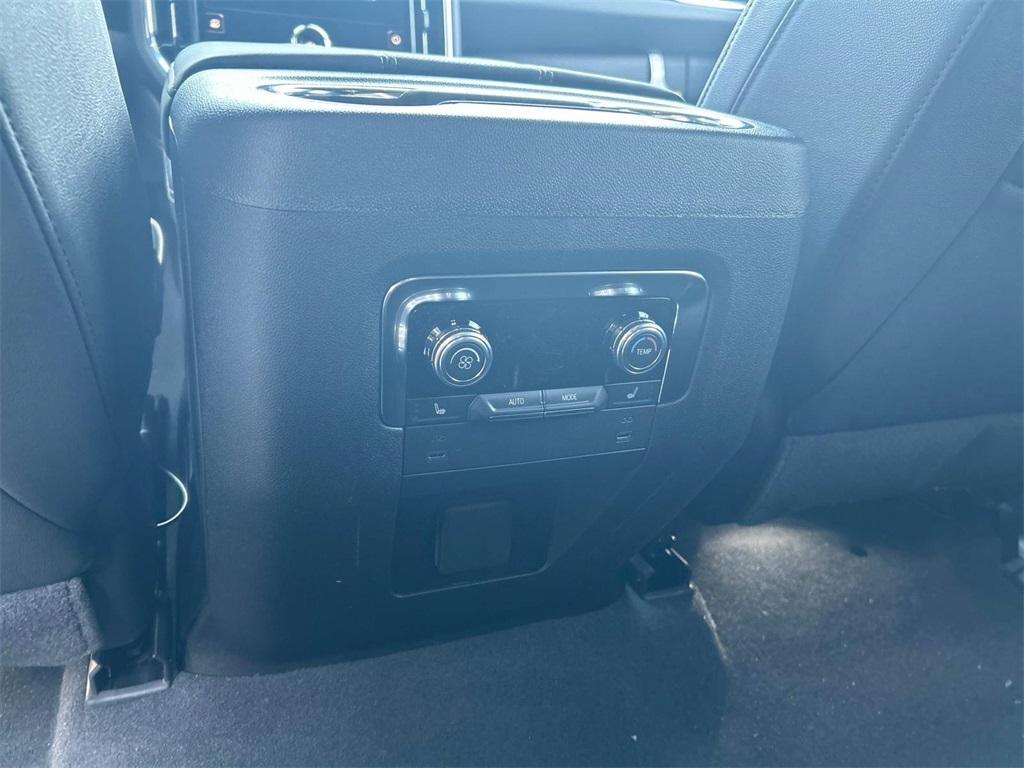 new 2025 GMC Yukon car, priced at $71,395