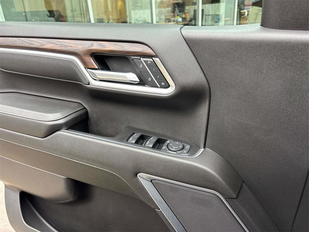 used 2025 GMC Sierra 1500 car, priced at $48,950