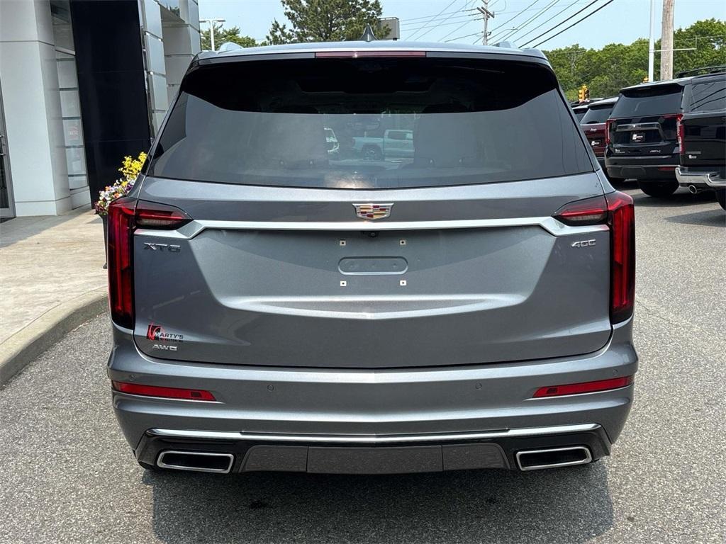 used 2022 Cadillac XT6 car, priced at $37,950