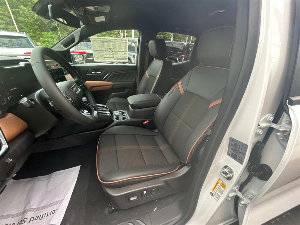 new 2025 GMC Canyon car, priced at $49,080