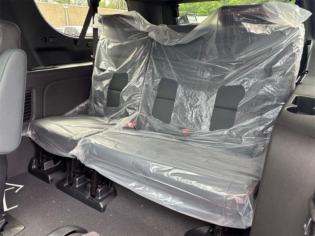 new 2025 GMC Yukon XL car, priced at $88,380