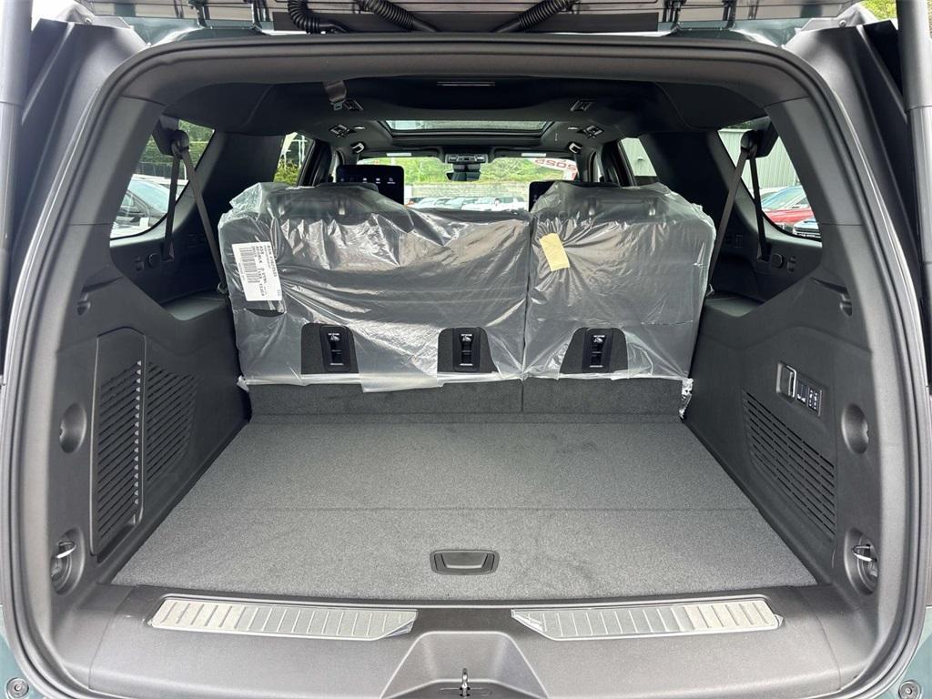 new 2025 GMC Yukon XL car, priced at $88,380