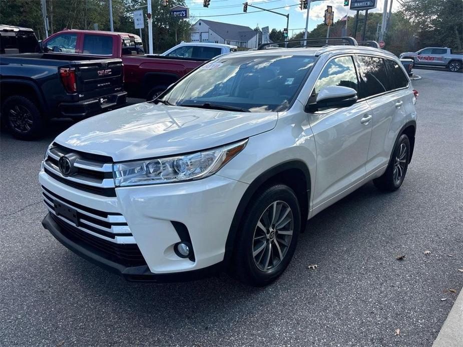 used 2018 Toyota Highlander car, priced at $27,400