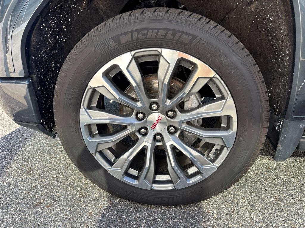 used 2022 GMC Sierra 1500 Limited car, priced at $48,000