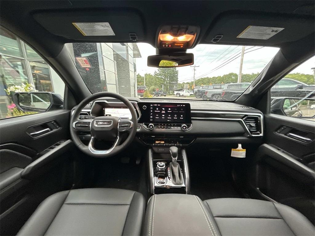 new 2025 GMC Canyon car, priced at $49,670