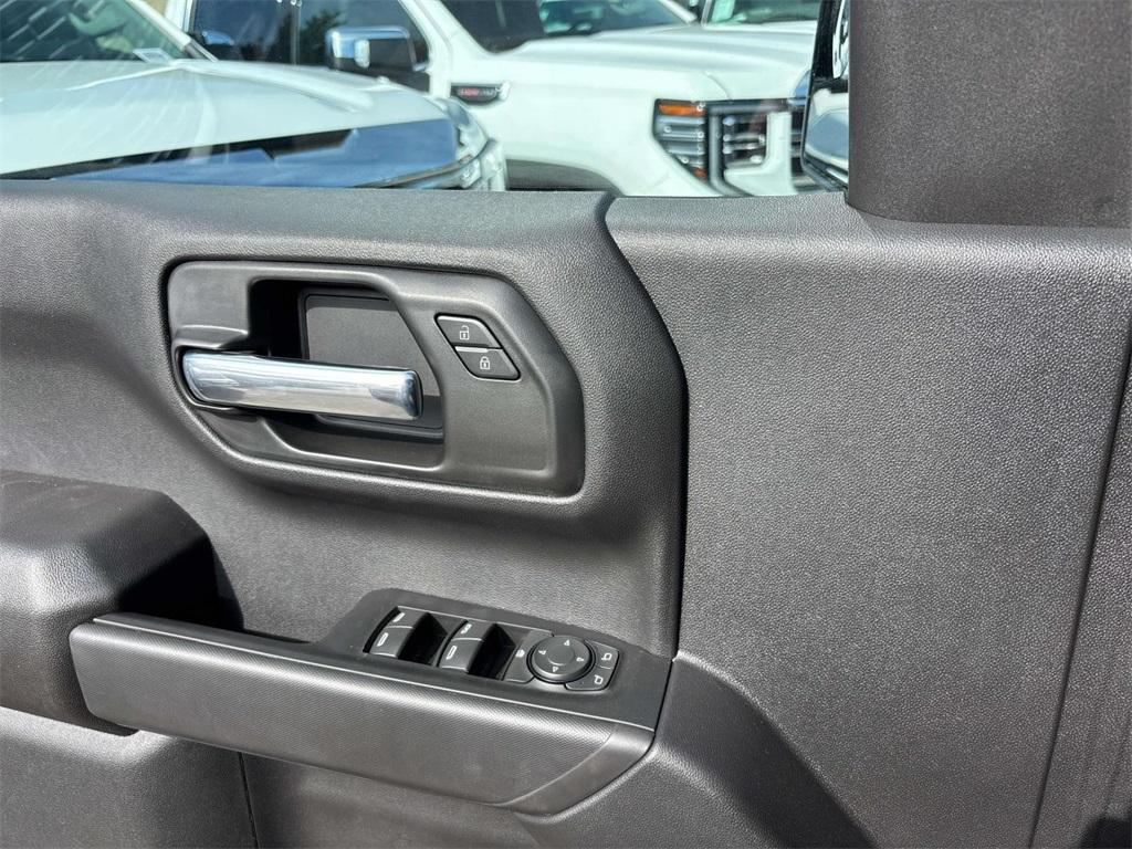 new 2025 GMC Sierra 1500 car, priced at $37,875