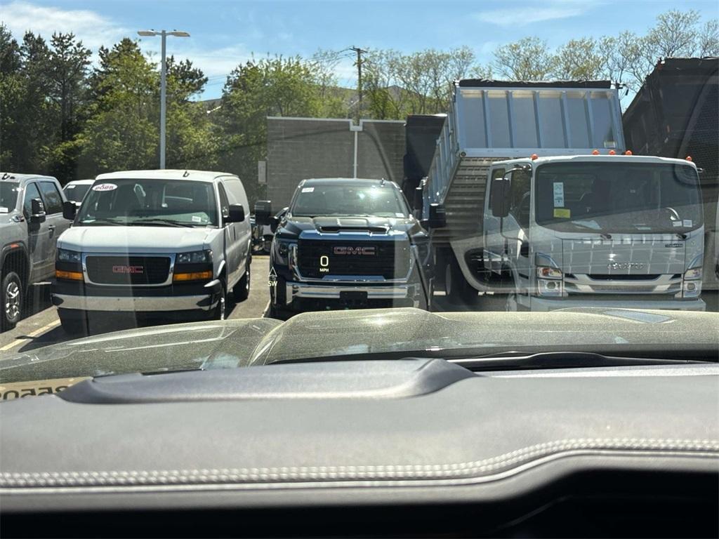 new 2025 GMC Sierra 2500 car, priced at $84,160