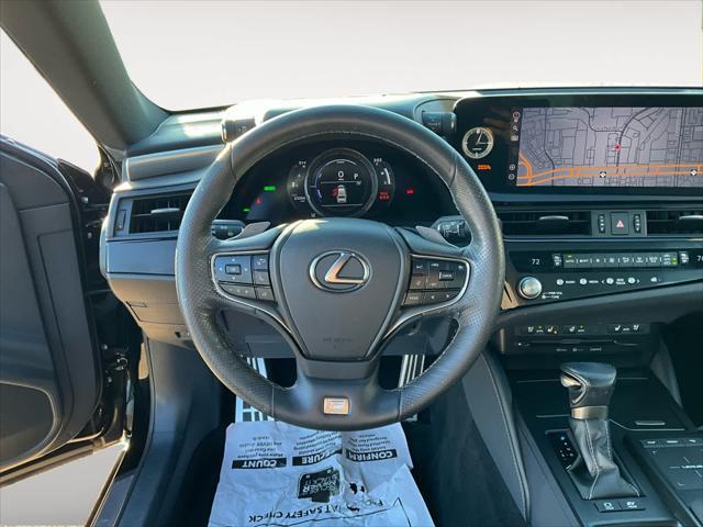 used 2022 Lexus ES 300h car, priced at $40,598