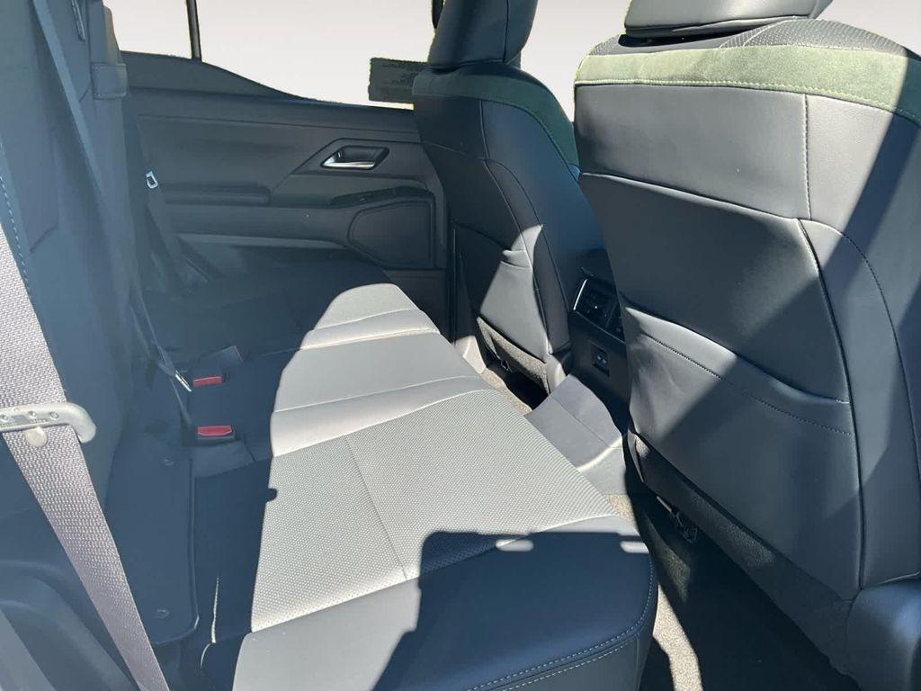 new 2025 Lexus GX 550 car, priced at $78,234