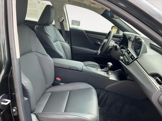 used 2022 Lexus ES 350 car, priced at $38,348