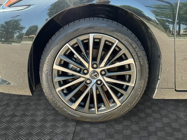 used 2024 Lexus ES 250 car, priced at $39,988