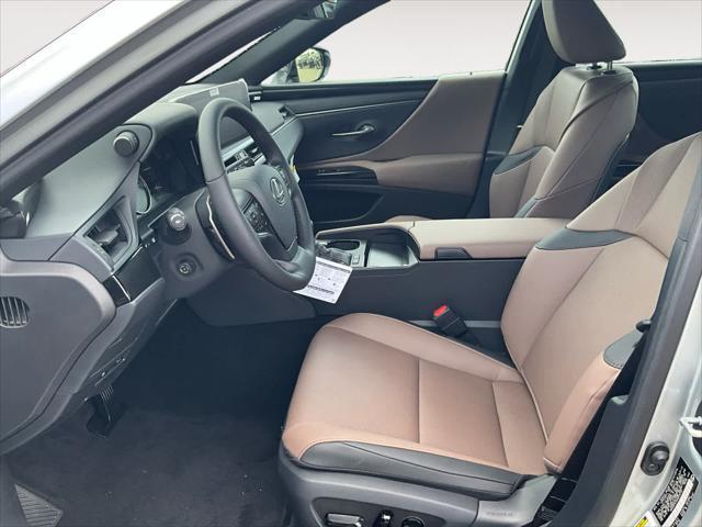 new 2025 Lexus ES 300h car, priced at $50,934