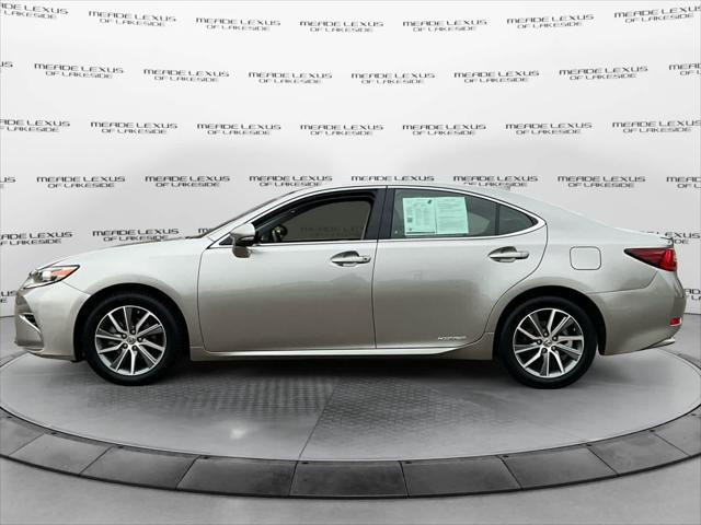 used 2018 Lexus ES 300h car, priced at $26,298