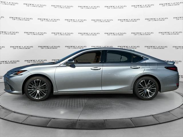 new 2025 Lexus ES 300h car, priced at $52,450