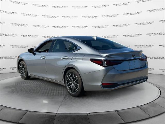 new 2025 Lexus ES 300h car, priced at $52,450