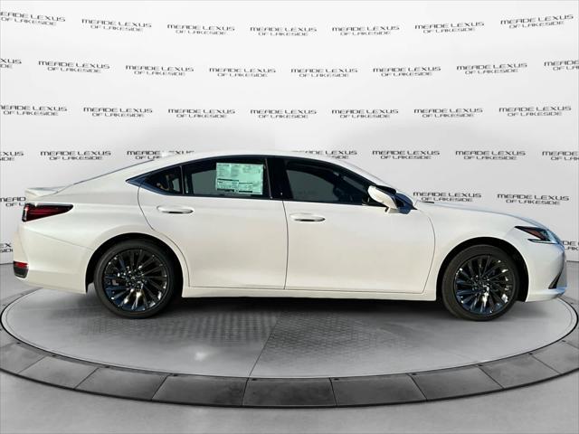 new 2025 Lexus ES 300h car, priced at $57,644