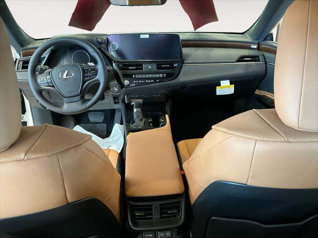 new 2025 Lexus ES 300h car, priced at $52,934