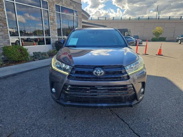 used 2017 Toyota Highlander car, priced at $22,399