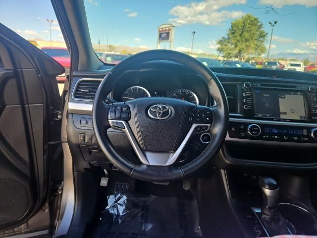 used 2017 Toyota Highlander car, priced at $22,399