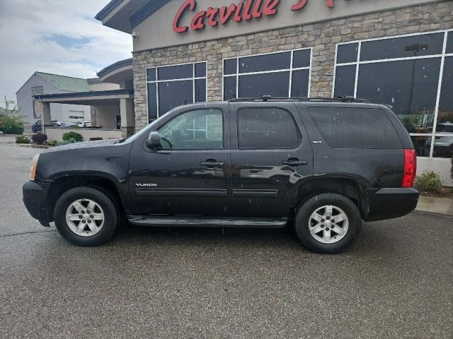 used 2010 GMC Yukon car, priced at $15,995