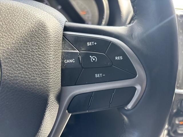 used 2022 Jeep Grand Cherokee WK car, priced at $25,399