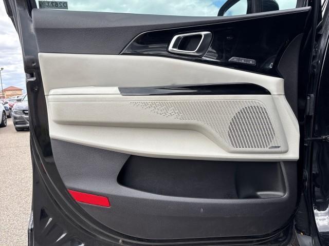 used 2022 Kia Carnival car, priced at $32,995