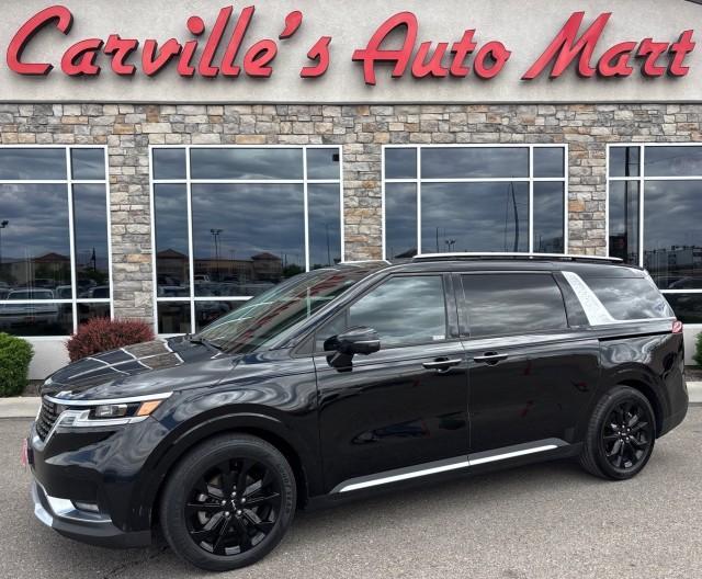 used 2022 Kia Carnival car, priced at $32,995