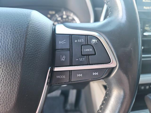 used 2021 Toyota Highlander car, priced at $32,995