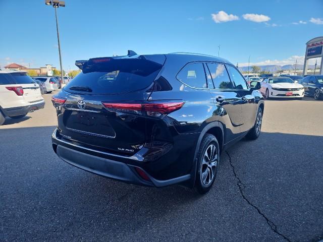 used 2021 Toyota Highlander car, priced at $32,995