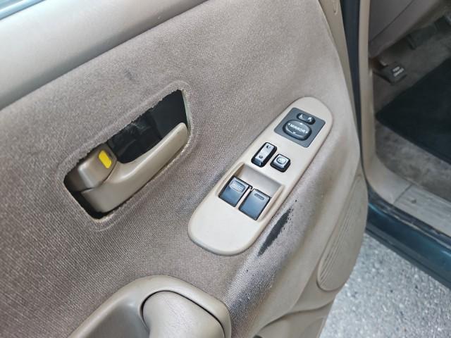 used 2000 Toyota Tundra car, priced at $3,377