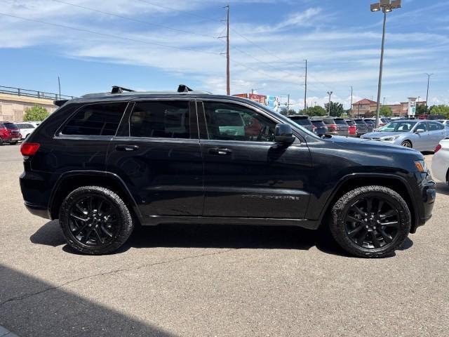 used 2017 Jeep Grand Cherokee car, priced at $13,396