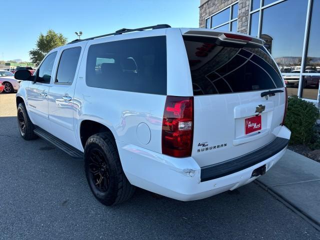 used 2008 Chevrolet Suburban car, priced at $9,988