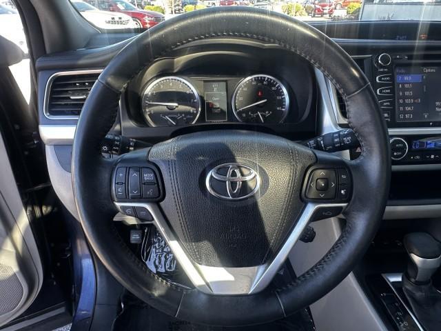 used 2016 Toyota Highlander car, priced at $18,499