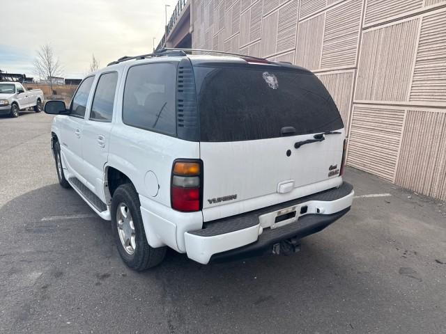 used 2006 GMC Yukon car, priced at $5,977