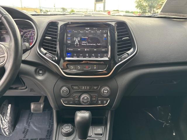 used 2019 Jeep Cherokee car, priced at $18,399