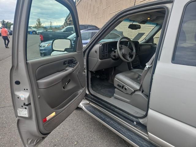 used 2005 GMC Yukon car, priced at $4,377