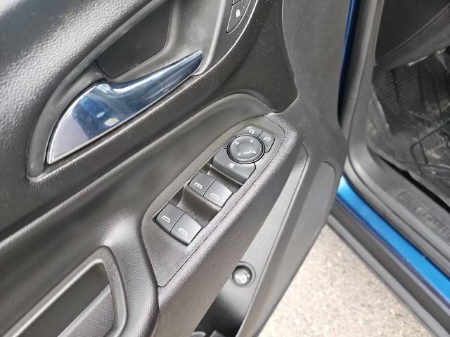 used 2020 Chevrolet Equinox car, priced at $13,995