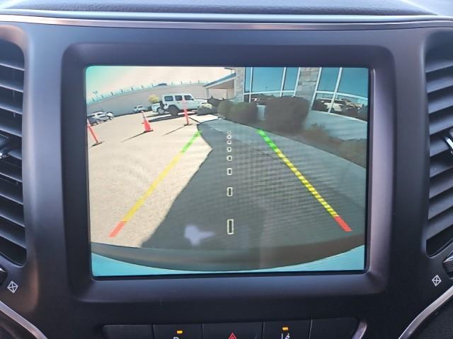 used 2021 Jeep Cherokee car, priced at $20,995