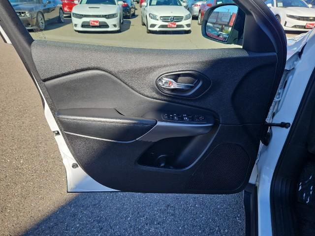 used 2021 Jeep Cherokee car, priced at $20,995