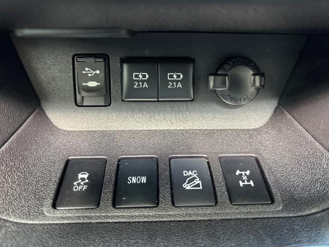 used 2018 Toyota Highlander car, priced at $27,399