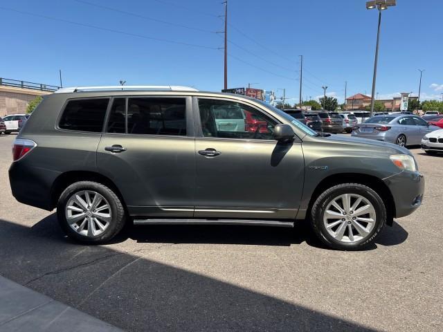 used 2008 Toyota Highlander Hybrid car, priced at $9,995