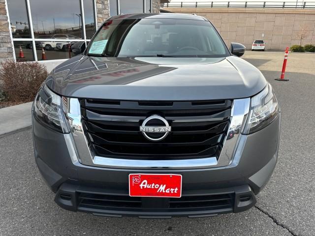 used 2022 Nissan Pathfinder car, priced at $21,996