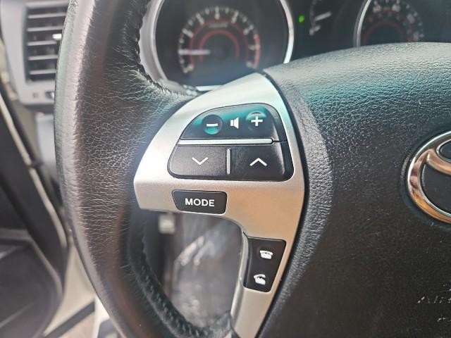 used 2012 Toyota Highlander car, priced at $12,995