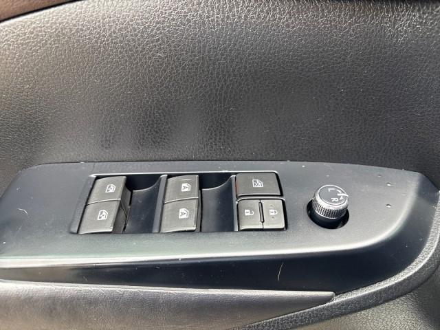 used 2017 Toyota Highlander car, priced at $17,995