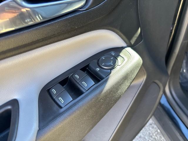 used 2021 Chevrolet Equinox car, priced at $17,995